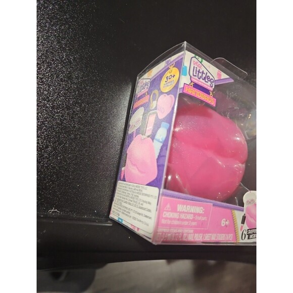 Real Littles Handbags- LIPS BRAND NEW - Picture 2 of 5